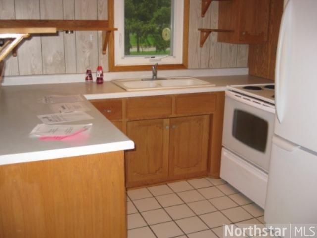 830 85th Ln NW, Coon Rapids, MN 55433