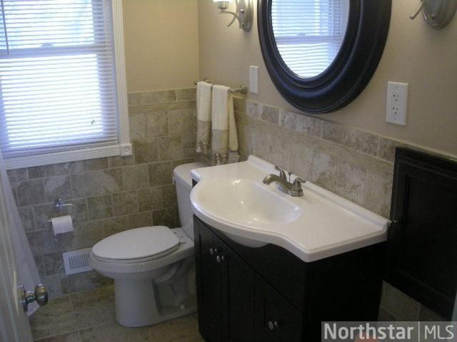 8200 Virginia Cir S, Saint Louis Park, MN 55426