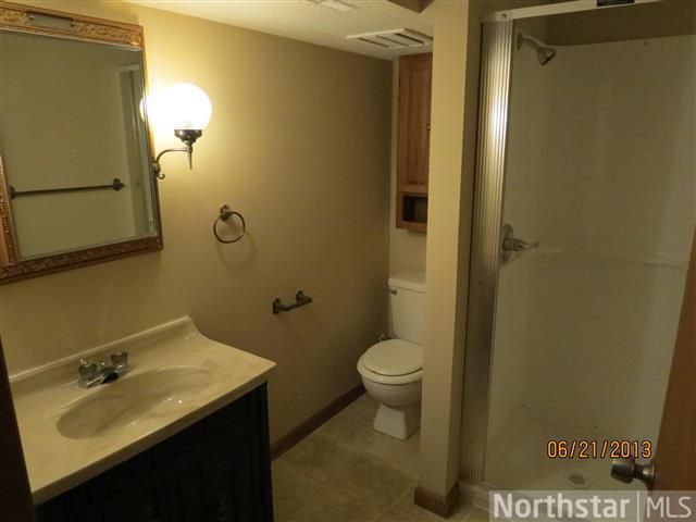 347 Laurie Rd E, Maplewood, MN 55117