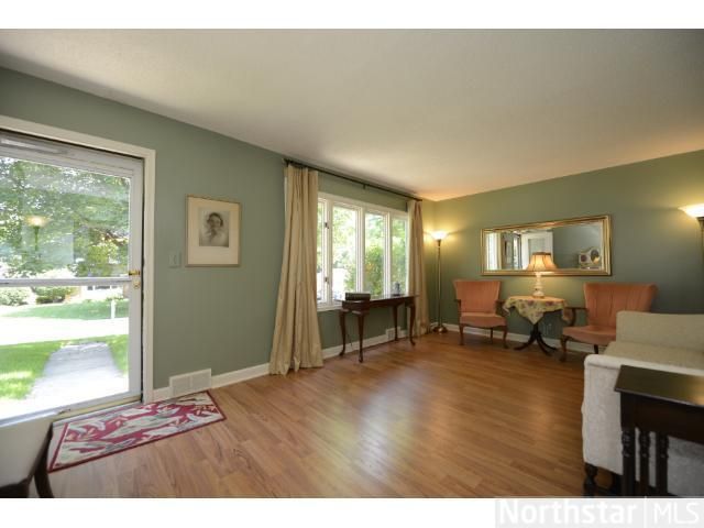 5816 Oaklawn Ave, Edina, MN 55424
