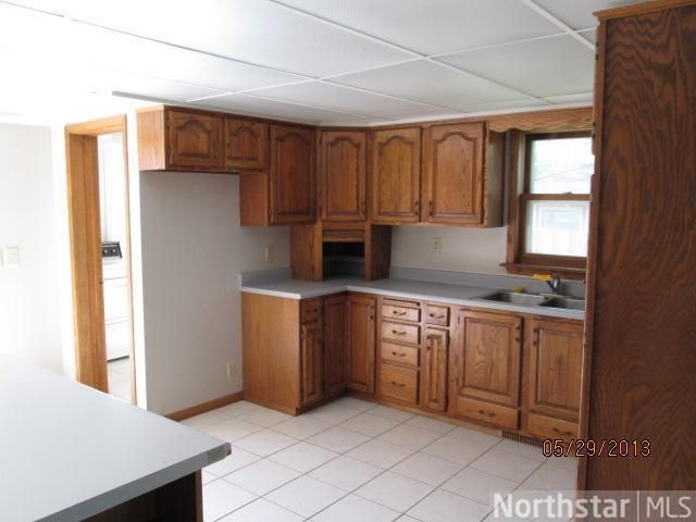 216 5th Ave SE, Osseo, MN 55369