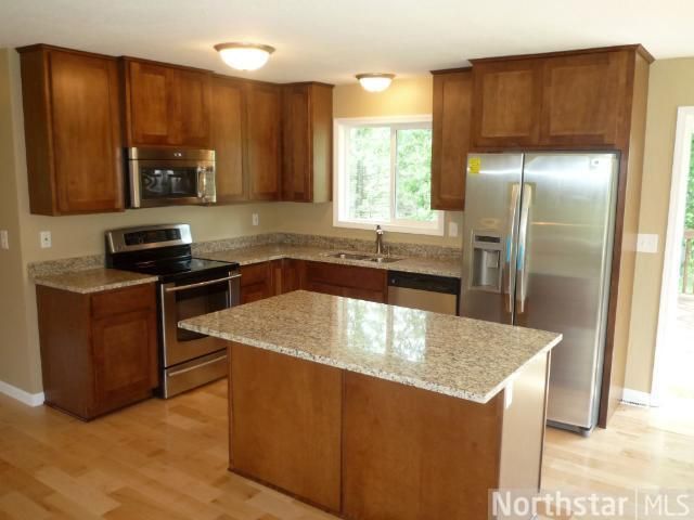 1332 Dunmore Cir, Clearwater, MN 55320