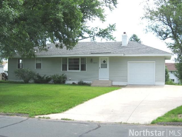 10725 Quincy Blvd NE, Blaine, MN 55434