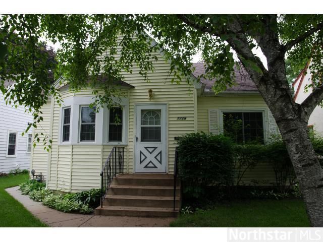 1728 Ross Ave, Saint Paul, MN 55106