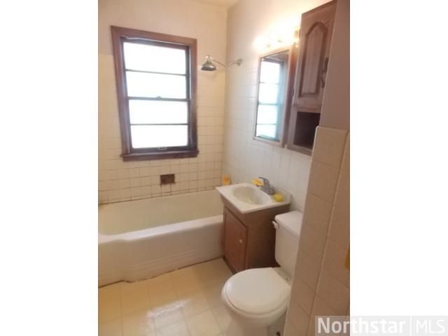 4337 Madison St NE, Columbia Heights, MN 55421
