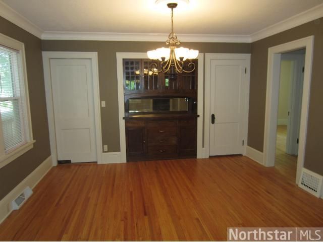 2002 Minnehaha Ave E, Saint Paul, MN 55119