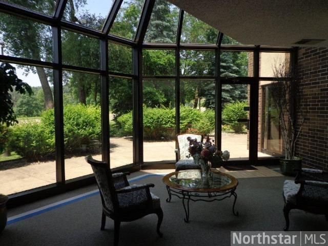 20 Windsor Ln #301A, New Brighton, MN 55112