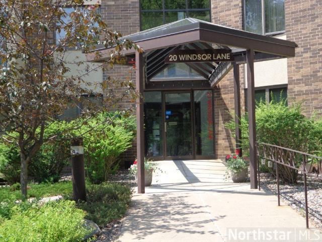 20 Windsor Ln #301A, New Brighton, MN 55112
