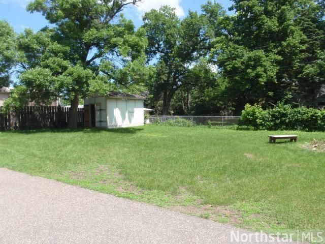 1522 3rd Ave, Anoka, MN 55303