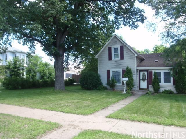 1522 3rd Ave, Anoka, MN 55303