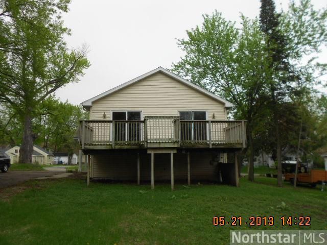 2585 4th Ave E, North Saint Paul, MN 55109