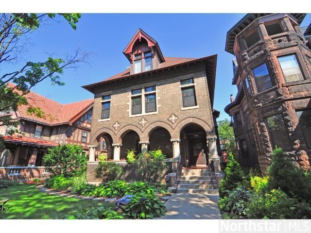 339 Summit Ave, Saint Paul, MN 55102