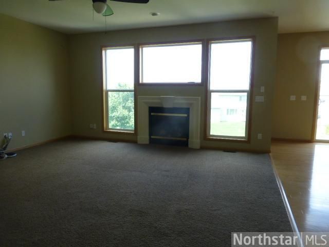 10869 Ashley Ln, Woodbury, MN 55129