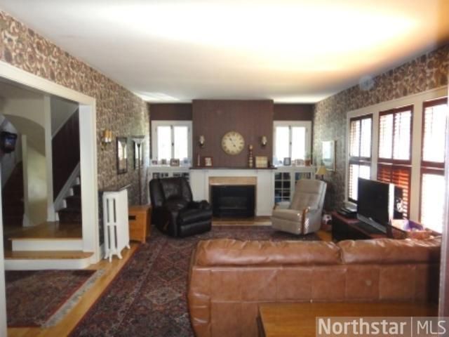 1407 State St, Eau Claire, WI 54701