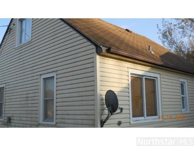 8284 8th Ave, New Auburn, MN 55366