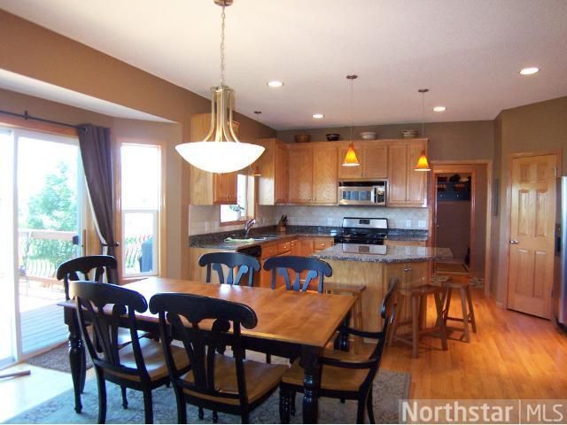 6047 Summit Ct S, Cottage Grove, MN 55016