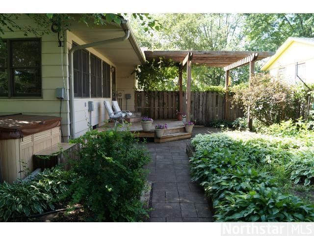 1342 19th St W, Hastings, MN 55033