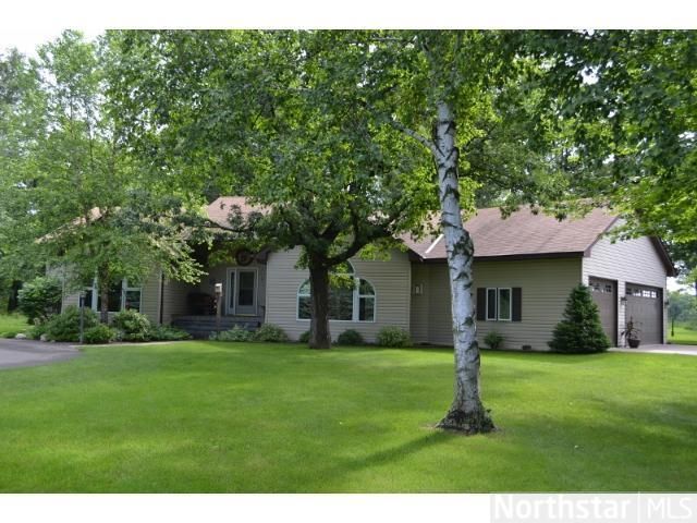 6499 320th St, Stacy, MN 55079