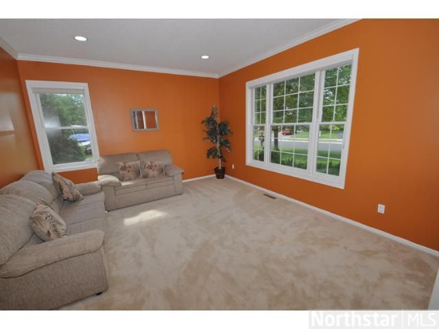 16973 Rogers Rd, Eden Prairie, MN 55347