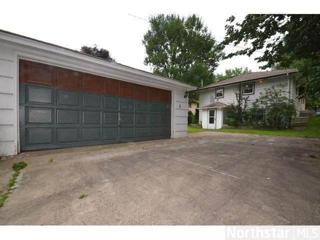 4948 NE 4th St, Columbia Heights, MN 55421
