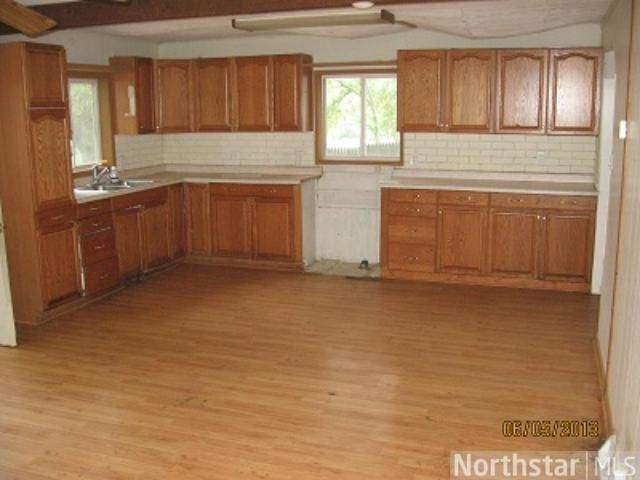 29242 Hillside Dr, Red Wing, MN 55066