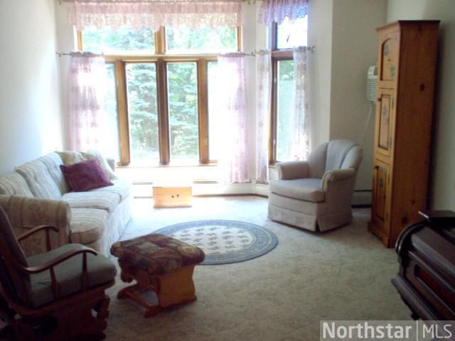 500 County Road B W #314, Roseville, MN 55113