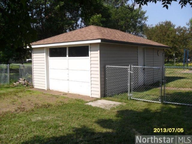 540 W 9th St, Rush City, MN 55069