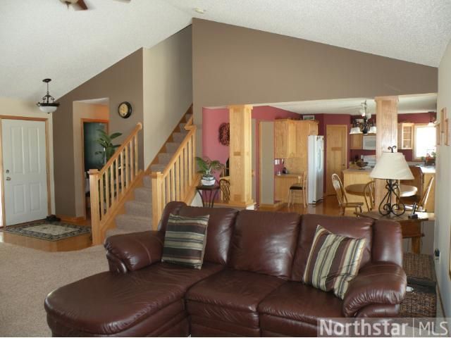 14205 Geneva Ave N, Hugo, MN 55038