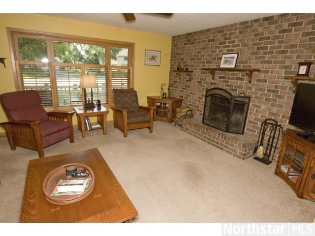 2460 Leyland Draw, Woodbury, MN 55125