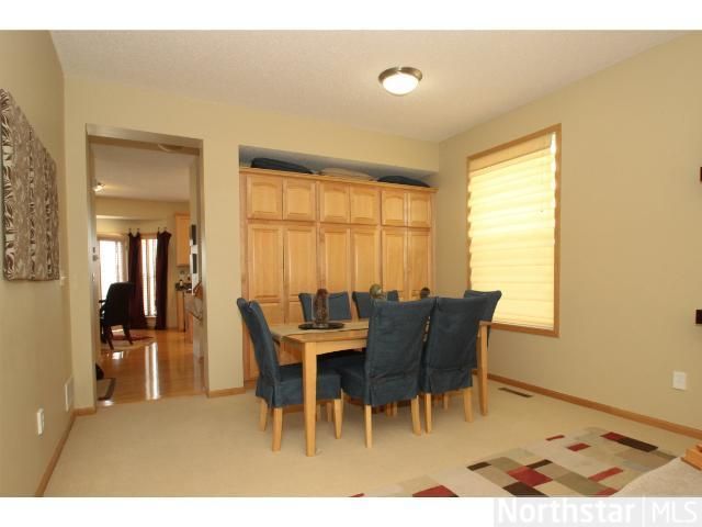 8475 Jonquil Ln N, Maple Grove, MN 55369