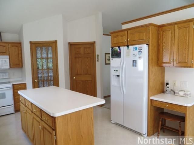 1306 Glasgow Rd, Saint Cloud, MN 56303