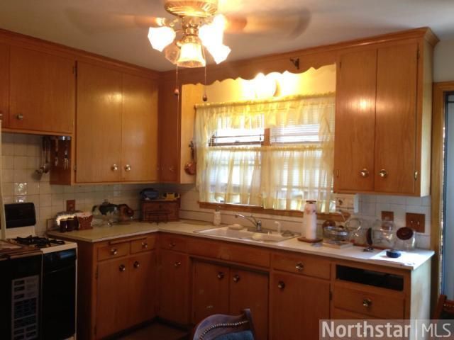 1172 Arundel St, Saint Paul, MN 55117