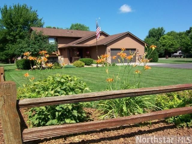 18254 Denver St NW, Elk River, MN 55330