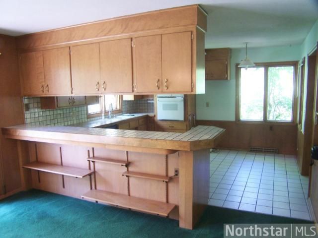190 Cimarron Rd, Apple Valley, MN 55124