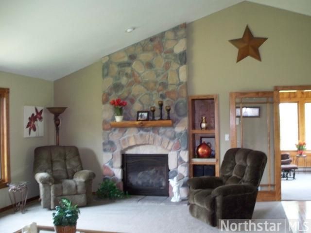 389 90th Ave, Clayton, WI 54004