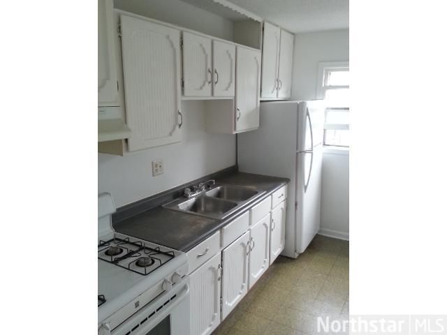 1151 Norton St, Saint Paul, MN 55117