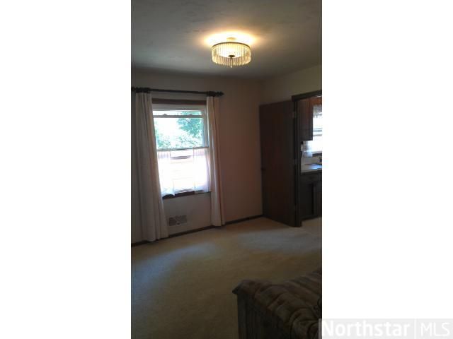 8137 Thomas Ave S, Bloomington, MN 55431