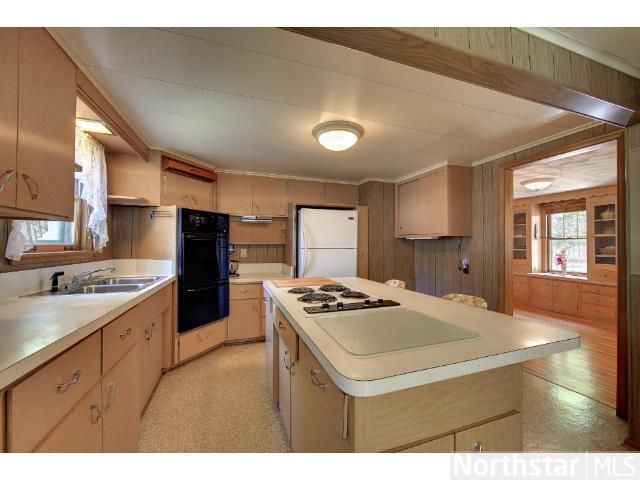 2635 Fremont Ave E, Maplewood, MN 55119