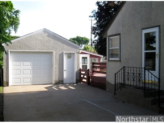 127 Macarthur St W, South Saint Paul, MN 55075