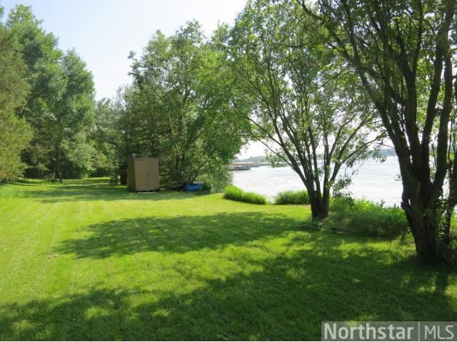 17735 Dunlin Rd, Burtrum, MN 56318