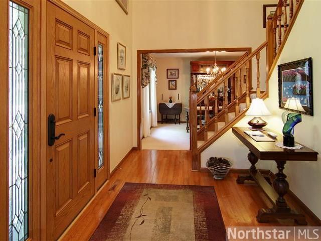 4445 S River Rn, Savage, MN 55378