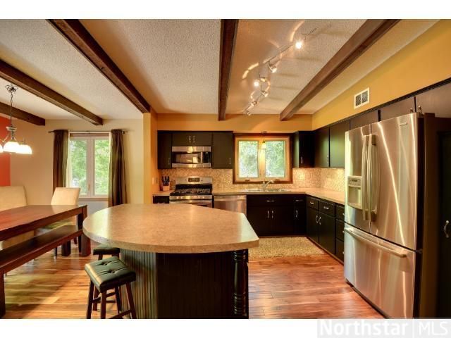 7200 W 83rd St, Bloomington, MN 55438