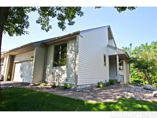 8481 Rice Lake Rd N, Maple Grove, MN 55369