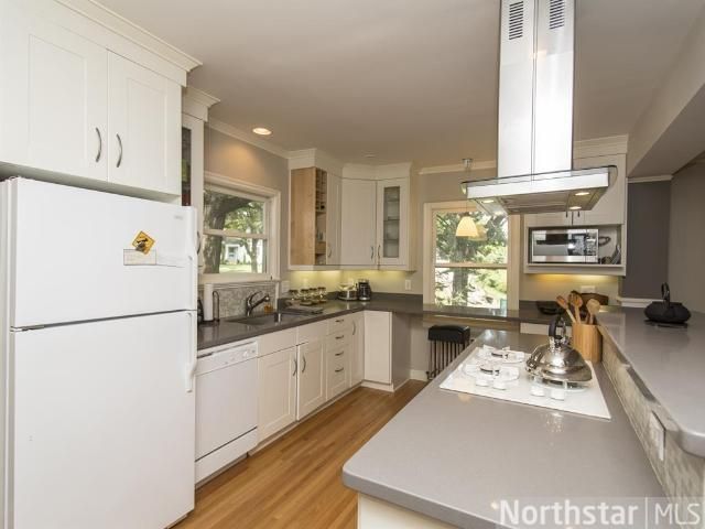 2120 Glenhurst Rd, Saint Louis Park, MN 55416