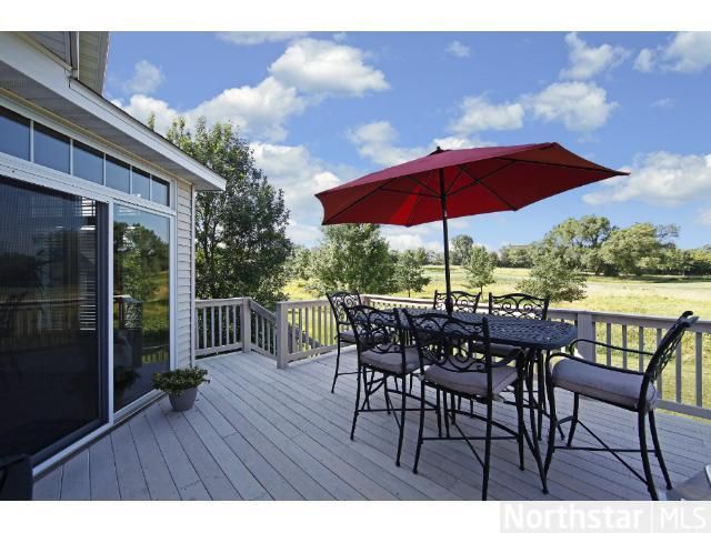 3070 Eagle Valley Dr, Woodbury, MN 55129