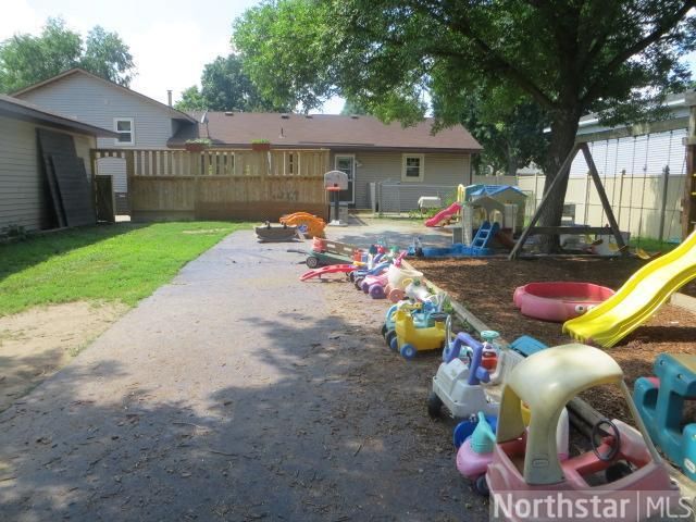 8593 Ivan Ave S, Cottage Grove, MN 55016