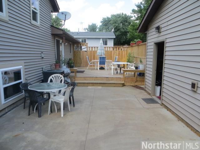 8593 Ivan Ave S, Cottage Grove, MN 55016