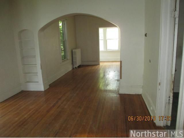 1013 Margaret St, Saint Paul, MN 55106