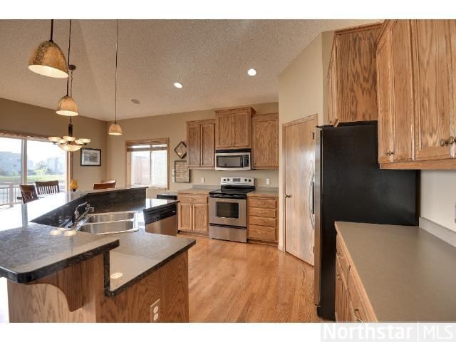 4566 Covey Ln, Saint Bonifacius, MN 55375