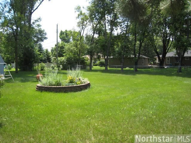 6241 Sumter Ave N, Brooklyn Park, MN 55428